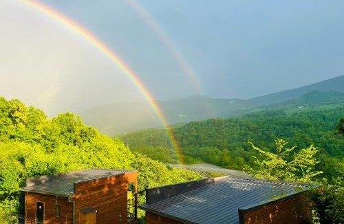 Ambrolauri House | Dakidula - დაკიდულა