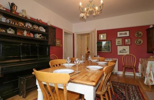 Lorton House | Dale House