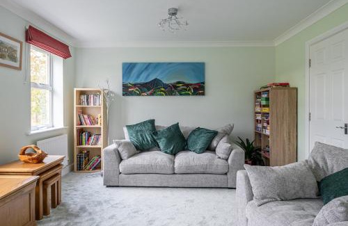 Ilkley House | Dalesway View