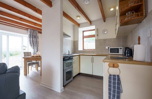 Thornhill Apartment | Dalgarnock Cottage - a cottage that sleeps 2 guests in 1 bedroom