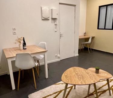 Cote Est Soquence Apartment | Dalikyda - Le Clovis - Central