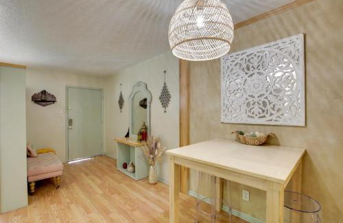 Knox - Henderson Apartment | Dallas Condo with Pool Access - Walk to Knox Street!