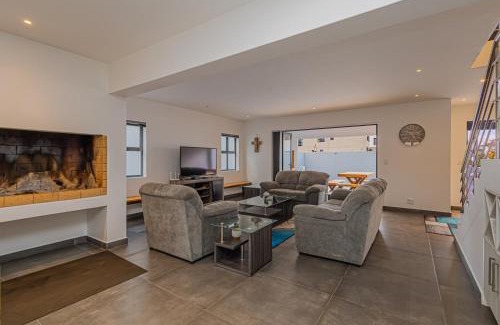 Calypso Beach House | Dalton's, Langebaan, 10-sleeper