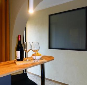 Monte di Pieta Apartment | Damas Home