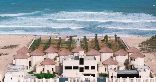 Al Ashkharah Resort | Dana Beach Resort