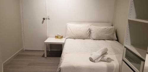 City East House | Dana-Cozy Private Room in Shared Central Apt-Rm 1