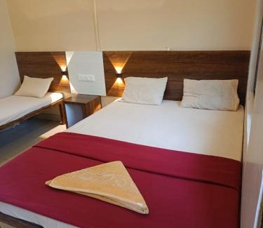 Dandeli House | Dandeli Stone Woodz