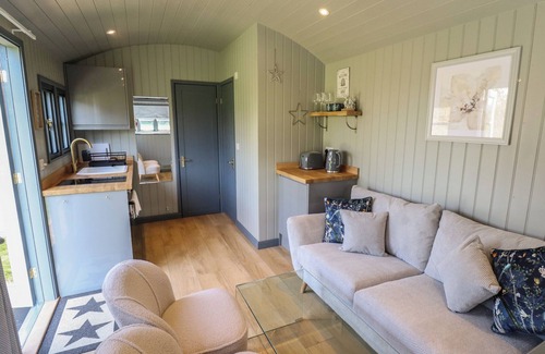 Ashby cum Fenby Cottage | DANDELION, family friendly, country holiday cottage in Waltham