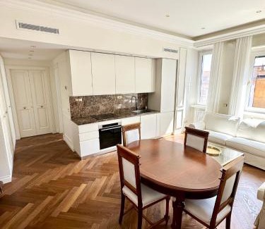 Quartiere XV Della Vittoria Apartment | Dandy Elegance Loft