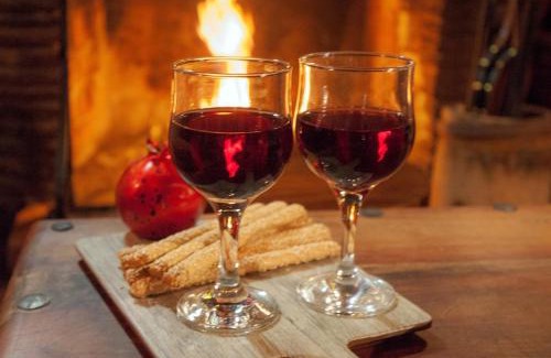 Eptalofos Ski Chalet | Dandy Villas Agoriani-Chalet Orelia-Fireplace
