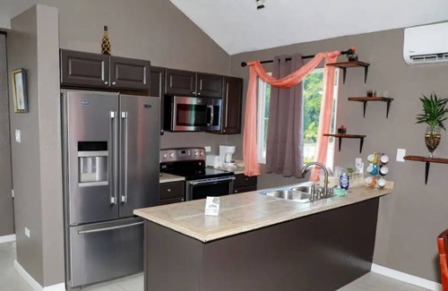Estate Kings Quarter Villa | Dangle Villa