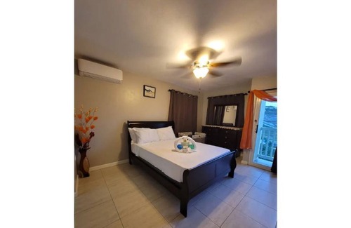 Estate Kings Quarter Villa | Dangle Villa