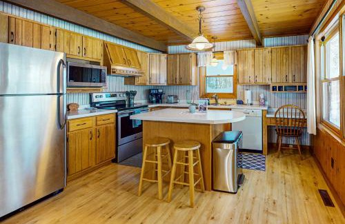 Manitowish Waters House | Dani’s Trailside Escape