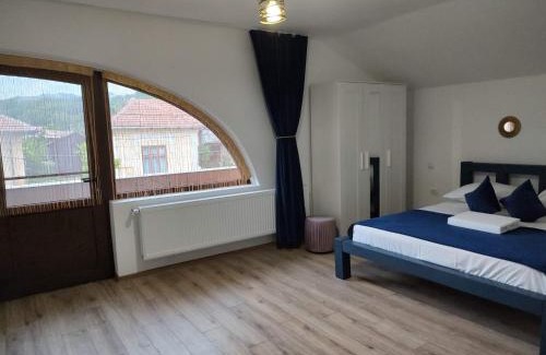 Tirgu Ocna House | DANIA&PETRU RESIDENCE