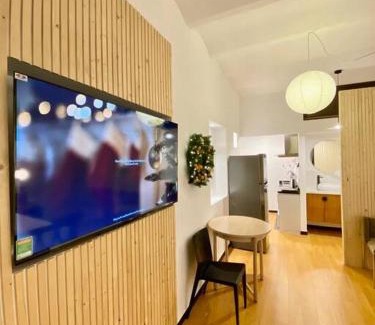 Dong Khoi Apartment | Daniel's Studio in Saigon Center with Hot tub and View