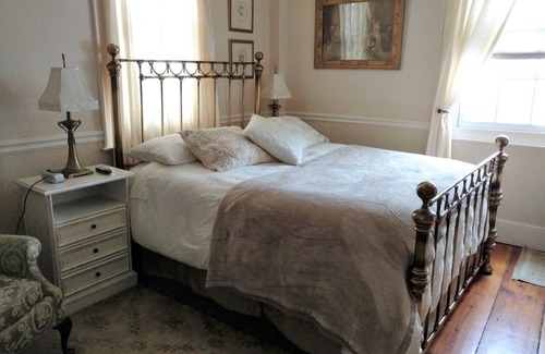 South Hadley Bed & Breakfast | Daniel Stebbins House