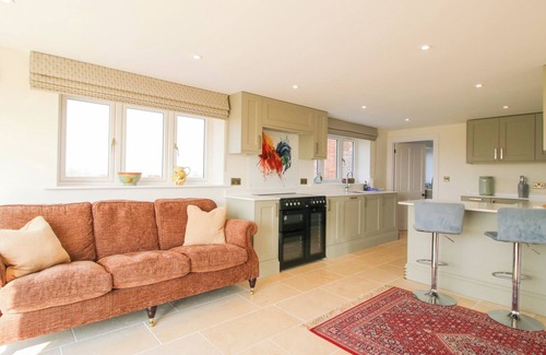 Claines Cottage | DANIELS FARMHOUSE, luxury holiday cottage, with hot tub in Claines