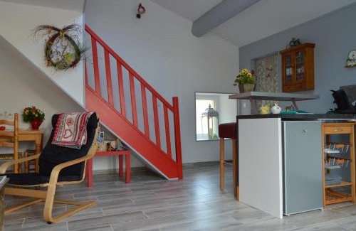 Apremont-la-Foret House | Dans un jardin