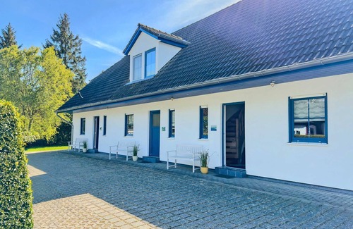 Wieck auf dem Darss House | Darßwaldradler - Darßwaldradler (center) vacation home