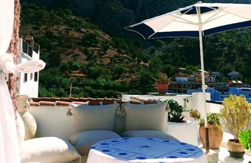 Medina of Chefchaouen Bed & Breakfast | Dar SBAA