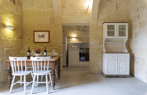 Ghasri House | Dar ta' Katarin - 2 bedroom house with valley views
