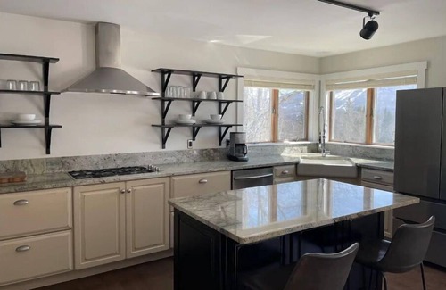 East Burke House | Darling Hill Gem w/Direct Kingdom Trails Access, MTN Biker Paradise in the NEK