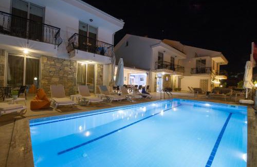 Datca City Center Bed & Breakfast | Datca Beyaz Ev Hotel