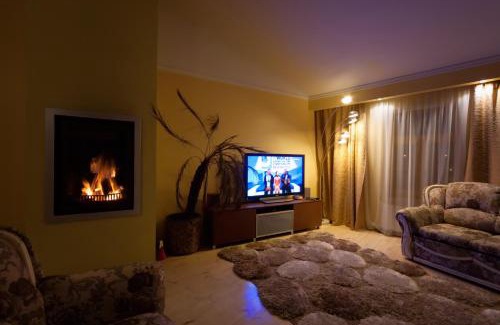 Maskavas Forstate Apartment | Daugava rrlux Penthouse with fireplace and free parking