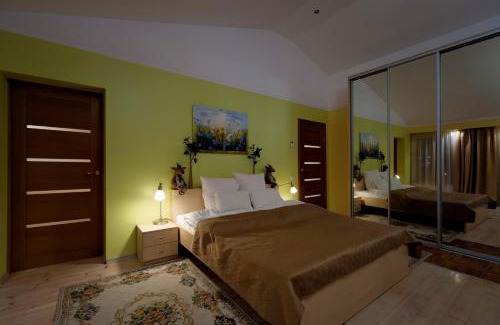 Maskavas Forstate Apartment | Daugava rrlux Penthouse with fireplace and free parking
