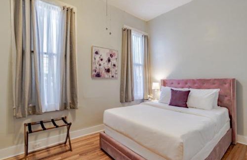 Mobile Apartment | Dauphin District Darling-4 Apartments-FullBuilding