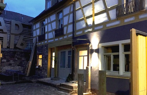 Marktheidenfeld Apartment | DAUSCH & Gässchen-TRÖG - Anno Domini 1716 Boutique-Hotel apARTments