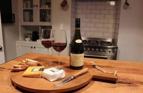Hobart Central Business District House | Davey House - Luxe Georgian Living