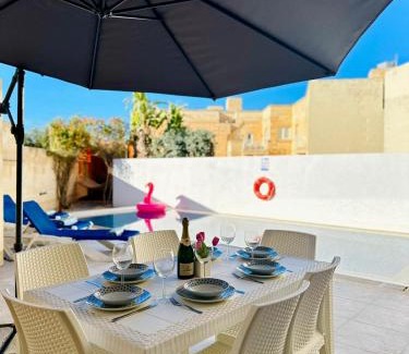 San Lawrenz Villa | Dawlet ix-Xemx Gozo Farmhouse