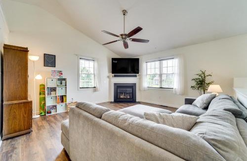 Weyers Cave House | Day Trip to Shenandoah NP Movie Night-Ready Home