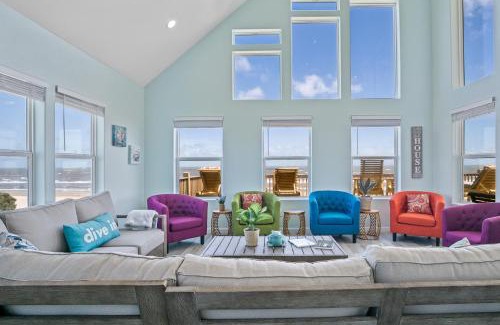 Port Bolivar House | DayDreamer Beachfront w 7 Bedrooms
