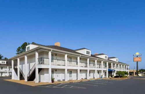 Americus Hotel | Days Inn by Wyndham Americus