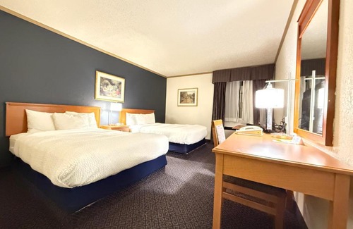 Drayton Valley Hotel | Days Inn by Wyndham Drayton Valley