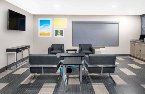 Carthage Hotel | Days Inn by Wyndham Carthage