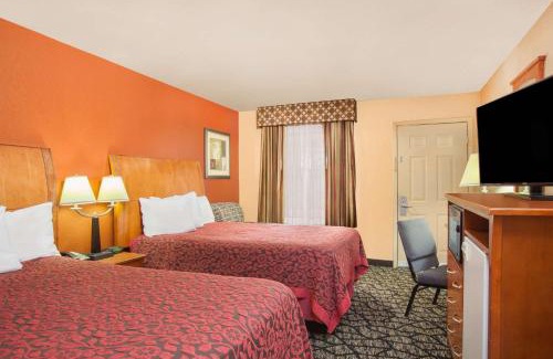 Centerville Hotel | Days Inn by Wyndham Centerville