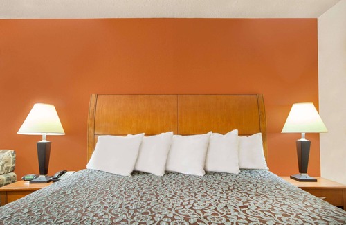 Centerville Hotel | Days Inn by Wyndham Centerville