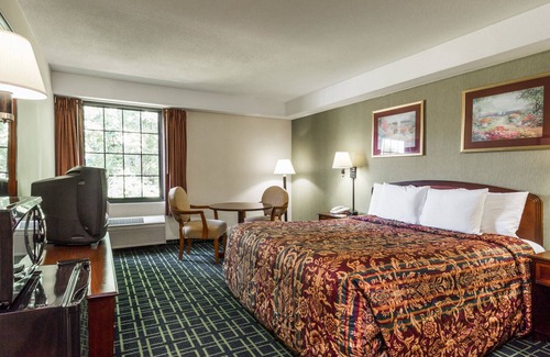 Dumfries Hotel | Days Inn by Wyndham Dumfries Quantico
