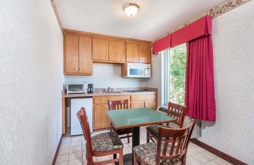 Glen Allen Hotel | Days Inn by Wyndham Glen Allen/Richmond North