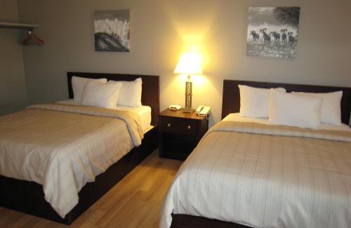 Golden Hotel | Days Inn by Wyndham Golden