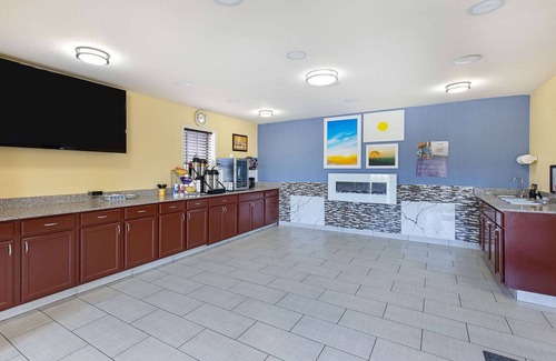 Holladay Hotel | Days Inn by Wyndham Holladay