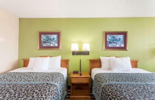 Jackson Hotel | Days Inn by Wyndham Jackson