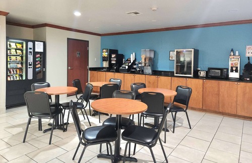 Lumberton Hotel | Days Inn by Wyndham Lumberton