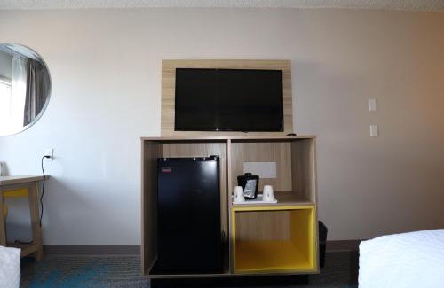 Mandan Hotel | Days Inn by Wyndham Mandan Bismarck Area