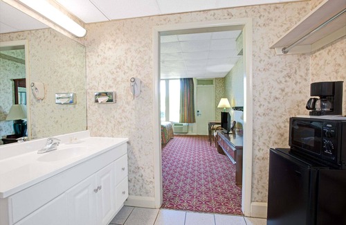 Parsippany Hotel | Days Inn by Wyndham Parsippany