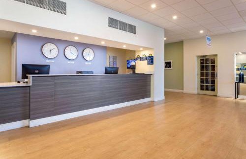 Titusville Hotel | Days Inn by Wyndham Titusville Kennedy Space Center