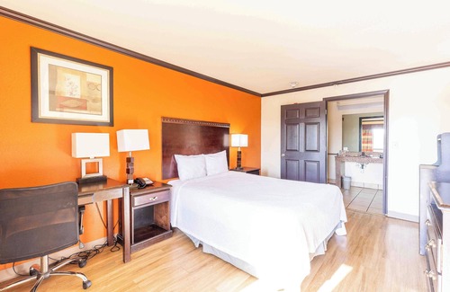 South Oklahoma City Hotel | Days Inn by Wyndham Oklahoma City/Moore